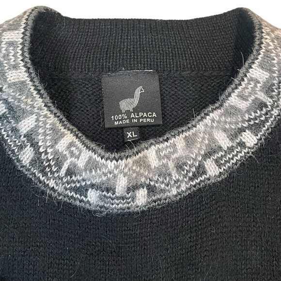 Peruvian Hand Made Alpaca Wool Sweater Women's Size Large Black Warm Cozy - Picture 2 of 12